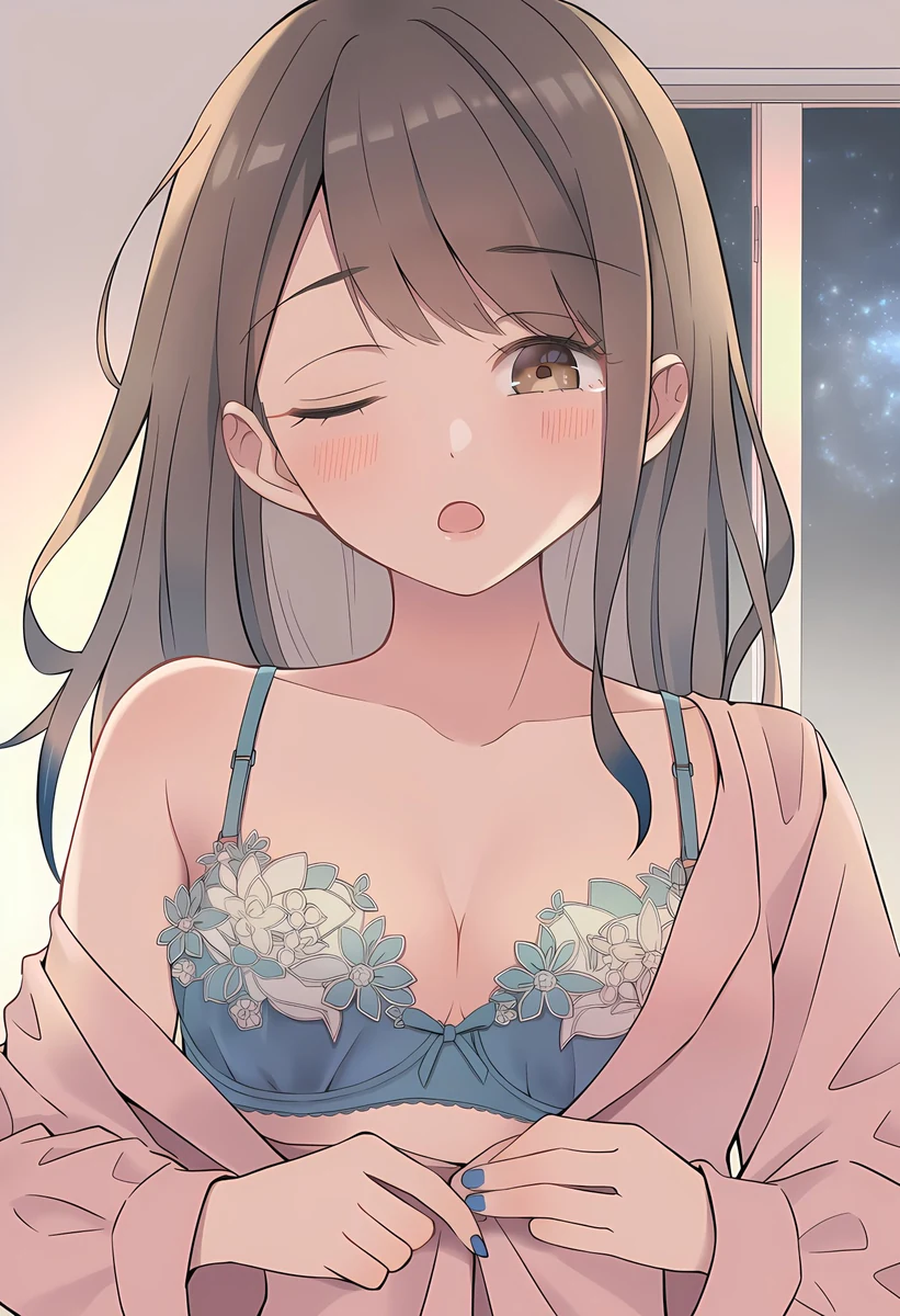 ブルーの花柄ランジェリーを着た白波愛子