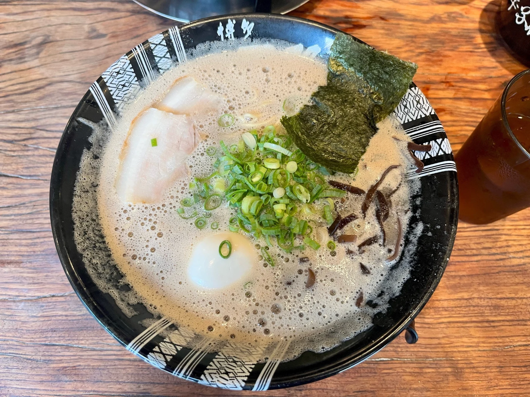 豚骨ラーメン